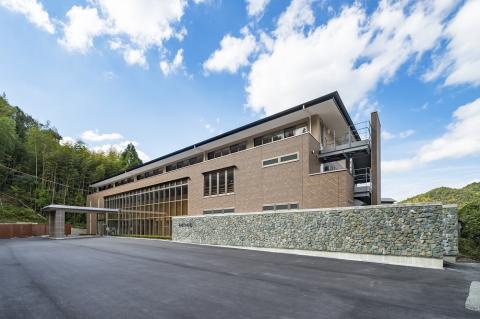 zz13さめうら荘レイクサイドホテル商品券(9,000円分)