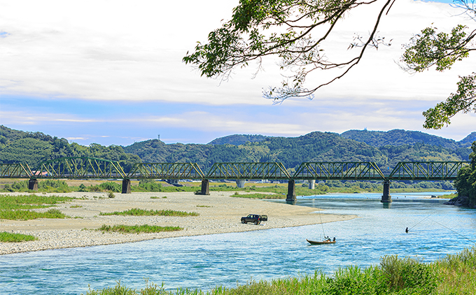 【仁淀川×土佐あかうし】手ぶらでバーベキュー体験プラン★4人前