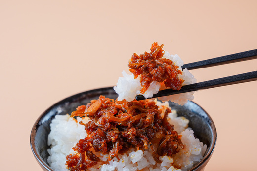 昔ながらで新しい !! 土佐のジャコ魂 120g 3個セット ご飯のお供 ご飯のおとも ごはんのお供 惣菜 魚 じゃこ セット 食べるラー油