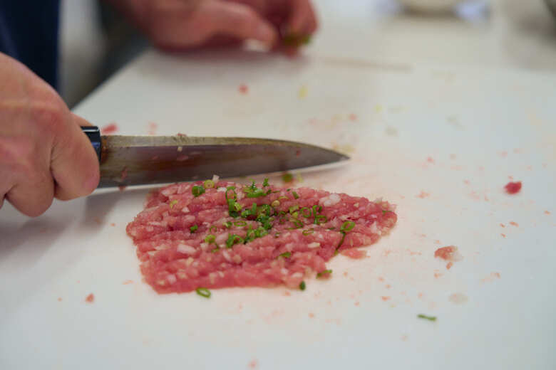 かつおのなめろうふわふわ天 ( 冷凍 ) (３袋入り ) 高知 久礼 とみぃの台所 かつお 鰹 カツオ 日戻り 本場 新鮮 加工 おかず 総菜 揚げ物 3袋（冷凍）