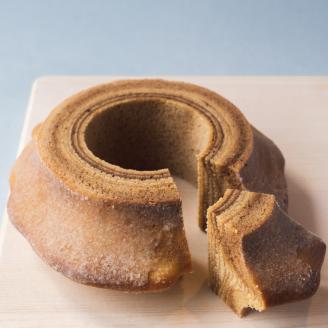 地質学発祥の佐川町から直送！ごちそうバウム【ハード】1個 バームクーヘン バウムクーヘン スイーツ グルテンフリー 佐川町産米粉使用 【着色料・香料 ・乳化剤・保存料・不使用】