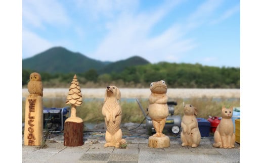 チェーンソーアート チェーンソーカービング きこり 丸太アート ペット ペット彫刻 木彫り 動物彫刻 直径～40cm 高さ～60cm位