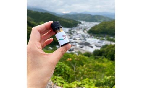 【1個】アロマオイル　5ml　100％天然植物成分