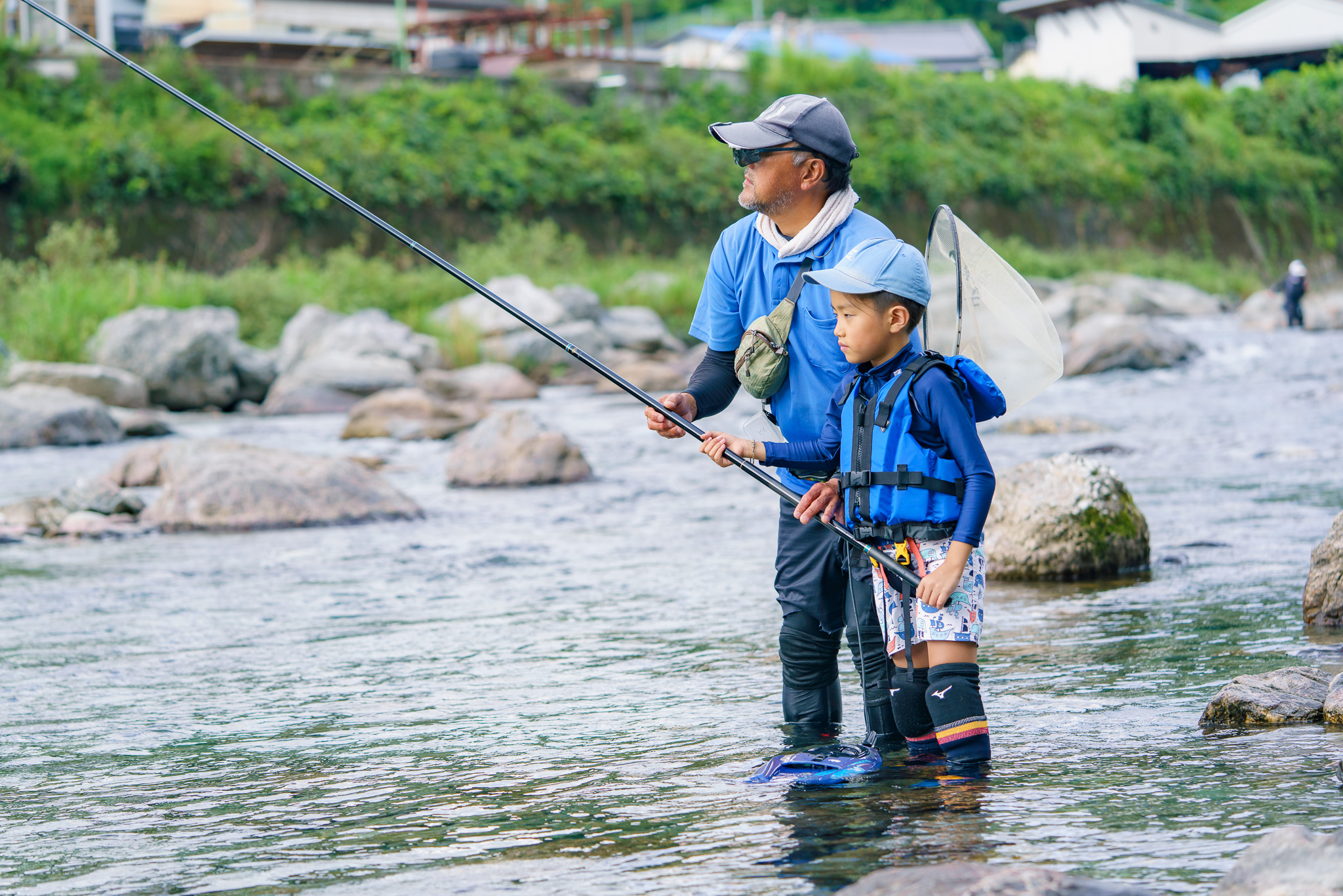 【親子で釣り体験】仁淀川で鮎の友釣り（ガイド付／大人・高校生以下各1名）
