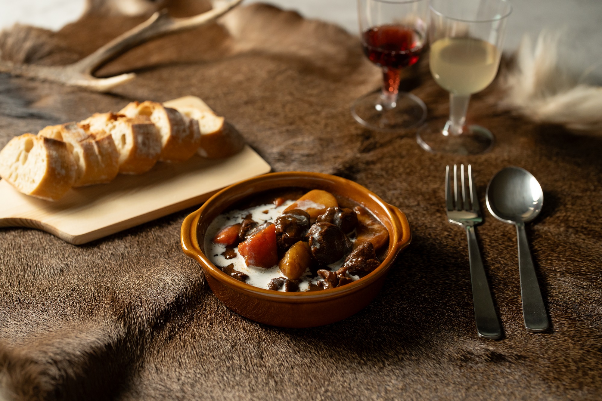 四国カルストの麓で育った鹿モモ肉（400g×3P）　ジビエ お手軽 おつまみ 鹿 シカ 獣 贈答