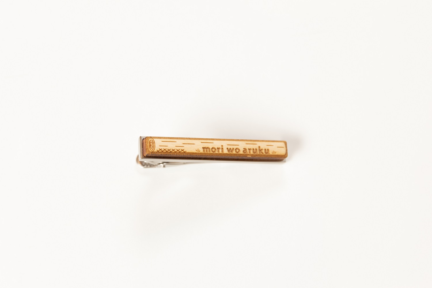 ゆすはらヒノキの木製ネクタイピン「Mori no ネクタイピン-丸太-」