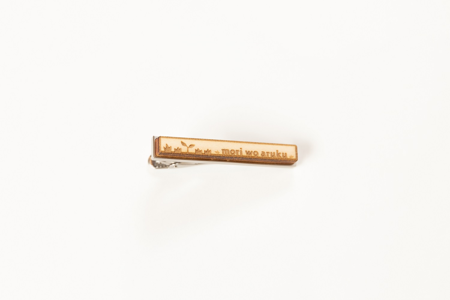 ゆすはらヒノキの木製ネクタイピン「Mori no ネクタイピン-新芽-」