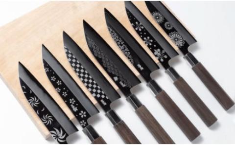 万能舟行包丁　和風柄入り　土佐打刃物 黒鳥（ステンレス製）／Pkt-013