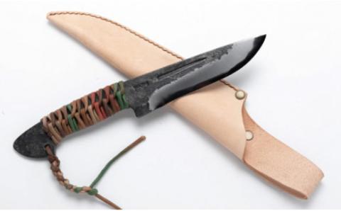 アウトドアナイフ（サック付き）【コード付き】土佐打刃物 黒鳥 ／Pkt-014