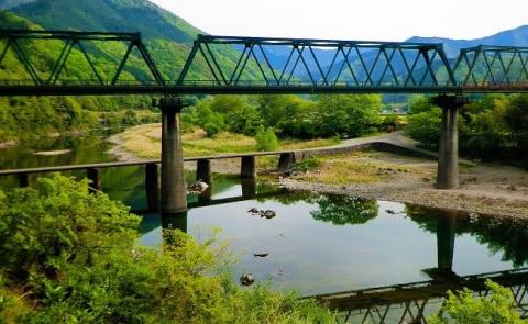 四万十地焼き鰻２尾 蒲焼＆白焼セット／Esg-20