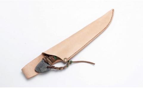 アウトドアナイフ（サック付き）【コード付き】土佐打刃物 黒鳥 ／Pkt-014