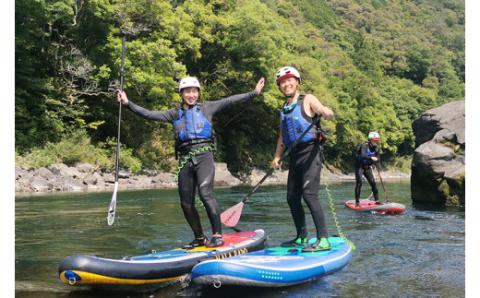 【半日ツアー】四万十川の絶景と急流を体験！四万十川ラフティングツアー　大人3名／Mng-08