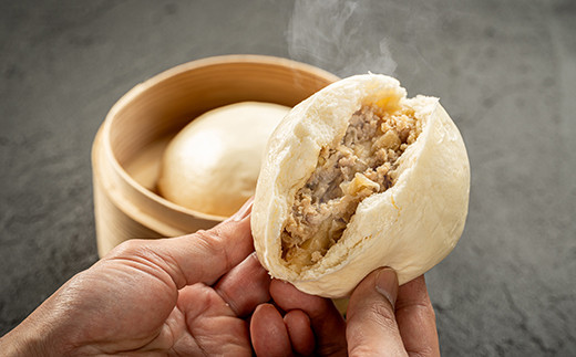 四万十町産ブランド豚のみ使用！道の駅 あぐり窪川の具だくさん豚まん／Qak-B01