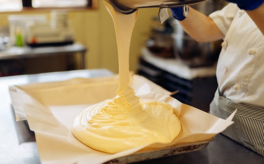 【訳アリ】たまご農場直営スイーツ！こだわり卵のロールケーキ ／Gbn-A44