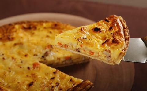 コロンブスの茶卵と四万十ポークを使った四万十キッシュ（冷凍・1個入）／Gbn-A18