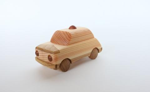 かわいくて「キュン」とくるインテリアおもちゃ「パト」／Ole-21