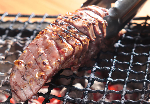 国産 豚肉 豚タン 500g ブランド豚 力豚 厚切りスリット入り｜りきぶた タン 柔らかい 焼肉 焼肉用 BBQ バーベキュー ご当地グルメ 真空パック 冷凍 おつまみ 晩酌 ホルモン お取り寄せ グルメ ギフト 贈答用 高知県 大月町産