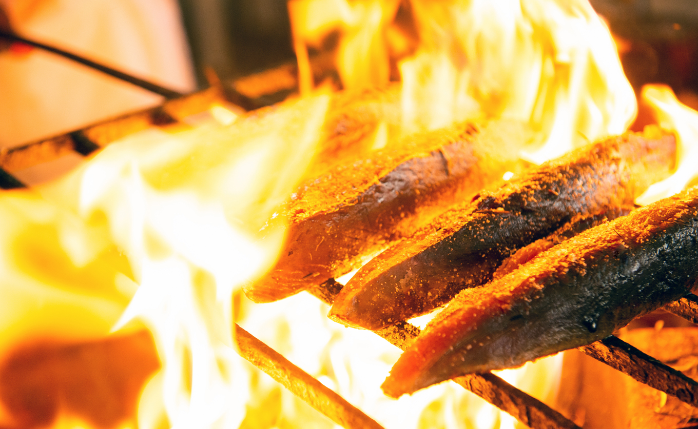 本場 高知 かつおの藁焼きたたき 250g以上 小分け 真空 パック｜新鮮 かつお カツオ 鰹 カツオのたたき かつおたたき 鰹のたたき かつおタタキ 個包装 冷凍 家飲み ごちそう ギフト 贈答 海鮮 魚介類 ランキング 高知県 大月町 産地直送