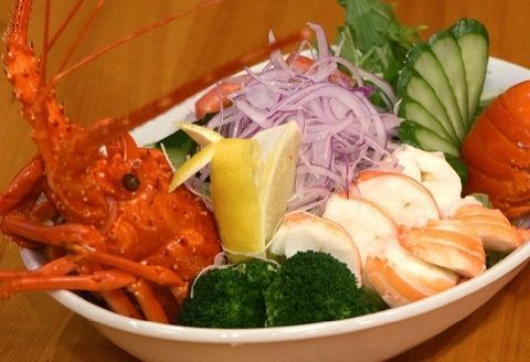 天然 伊勢海老 1.5kg（3～6尾） 新鮮 伊勢エビ 産地直送 エビ 海老 海鮮 魚介類 魚貝 えび お正月 お祝い ギフト 贈答用 贈り物 冷凍 高知 黒潮町 ［1084-2］