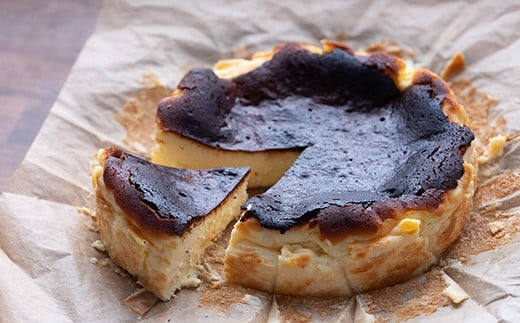 バスクチーズケーキ 4ピース チーズケーキ ちーずけーき チーズ けーき ちーず 手作り お取り寄せ お菓子 おやつ 冷凍 個包装 プレゼント スイーツ デザート グルメ ふるさと納税 人気 おすすめ 送料無料 高知 黒潮町 [1710]