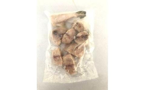 土佐沖 天然 さばフグ 切り身 鍋用 400g×2袋 約800g 冷凍 ふぐ 鯖フグ 鯖河豚 さばふぐ てっちり  ふぐちり 鍋 鍋セット 人気 新鮮 魚 魚介類 魚貝 海鮮 切身魚 から揚げ 煮付け ふるさと納税鍋 ふるさと納税河豚 ふるさと納税ふぐ 高知 高知県 黒潮町［1363-2］