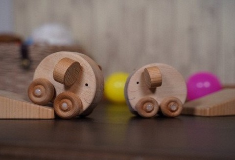 木製 おもちゃ くるりんぱ 親子 セット ( ナチュラル ) 木製玩具 玩具 木 自然 木材 木のおもちゃ ギフト 贈答用 プレゼント お祝い 出産祝い 誕生日 クリスマス 贈り物 赤ちゃん 子供 子ども 幼児 幼児教育 知育 おもちゃセット 高知 黒潮町［0964］