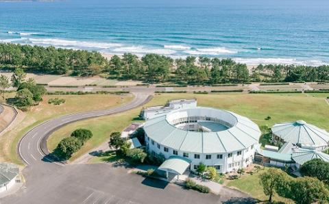 黒潮町の食材を使った 和食 と イタリアン ( 2名様 1泊2食付 ) 高知 宿泊券 食事 宿泊 ホテル 宿泊チケット 旅館 旅行 旅 旅行クーポン 旅行券 観光  国内旅行 海 ビーチ 太平洋 オーシャンビュー 夕食付き 朝食付き 洋食 魚 海鮮 お魚 魚介 鮮魚 高知県 黒潮町 [1062]