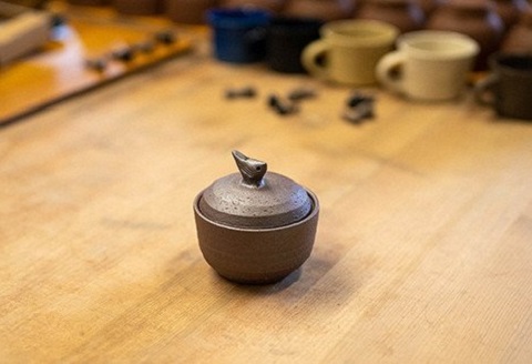 塩壷 3種セット 日常屋 くじら どんぐり シロチドリ 調味料入れ 食器 保存容器 塩 調味料 保存 セット キッチン用具 キッチン用品 鯨 クジラ 高知県 黒潮町［1493］