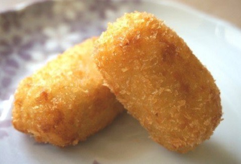 蜷川 さつまいも コロッケ ( 5個×3パック ) サツマイモ ころっけ さつま芋 おかず 惣菜 揚げ物 お惣菜 小分け 簡単調理 冷凍食品 お弁当 弁当 さつまいもコロッケ おやつ ご当地 高知 黒潮町［1005-2］