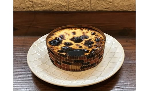 【到着指定日必須】食べる前からまた食べたい！とろけるバスクチーズケーキ（12センチ　2台セット）