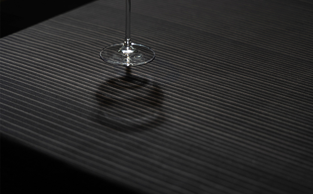 【闇の気】<KUMASHIMA>テーブルクロス2人用（W105×H135cm）