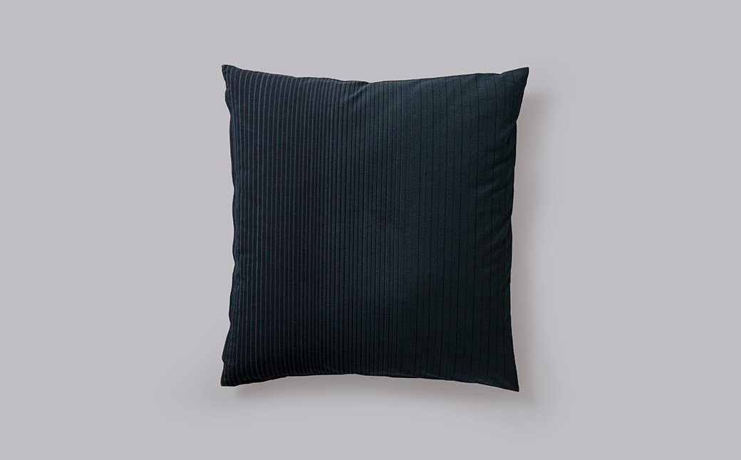 【深い森】<KUMASHIMA>座布団カバー 八端判（59×63cm）