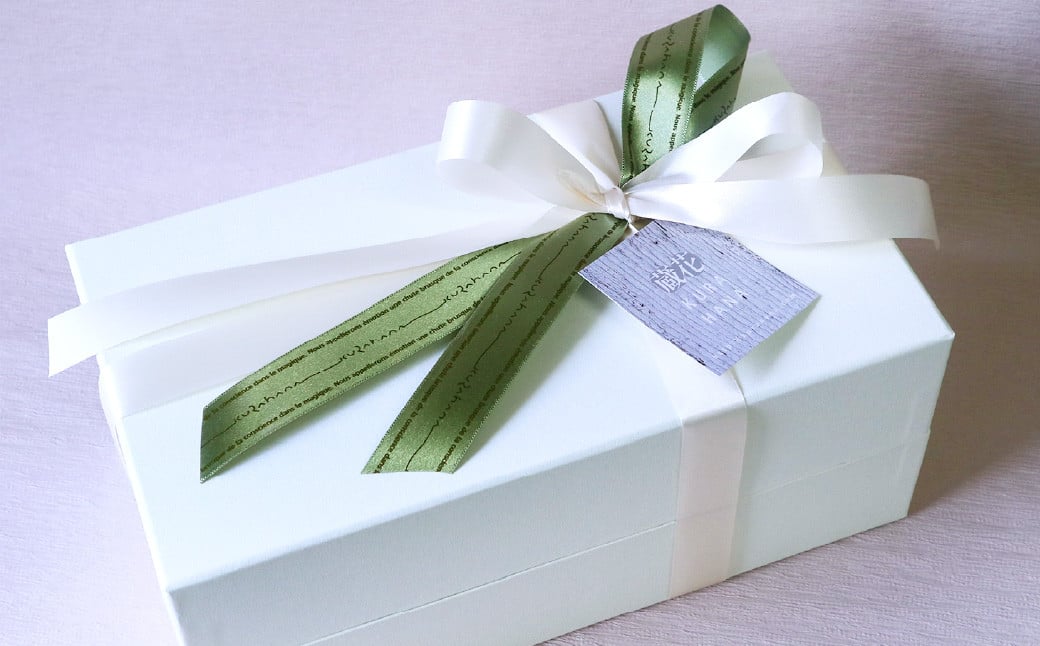 【ピンク】ボックス フラワーアレンジメント 【M】 フレッシュフラワー 花 生花