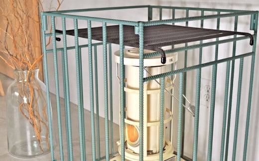 【オールドグリーン】 カラーストーブガード Lサイズ （ アラジン ／ トヨトミ ／コロナストーブ 対応 ） ストーブ 石油ストーブ 柵 ストーブ柵 ストーブフェンス フェンス ガード 安全対策用品 コンパクト 折りたたみ