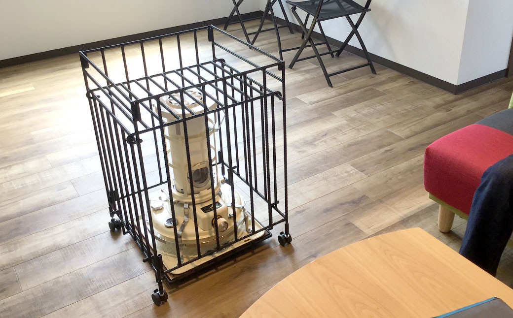 【キャスター付き】 ストーブガード Lサイズ 【 アラジン、トヨトミ、コロナストーブ対応 】