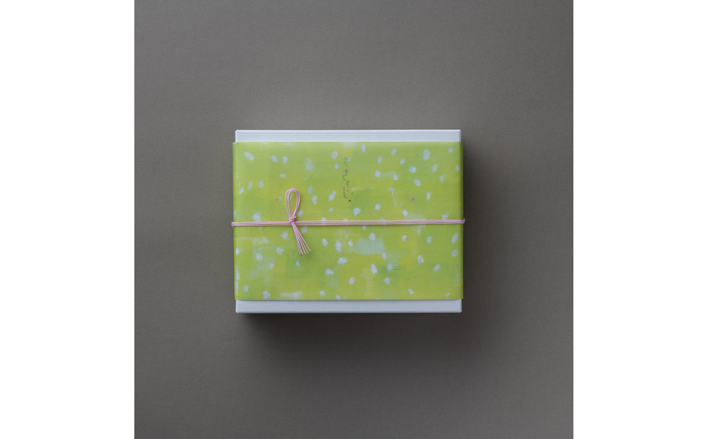 蕎麦のお八つ箱・小　　おやつ7個セット（福岡市内製造）