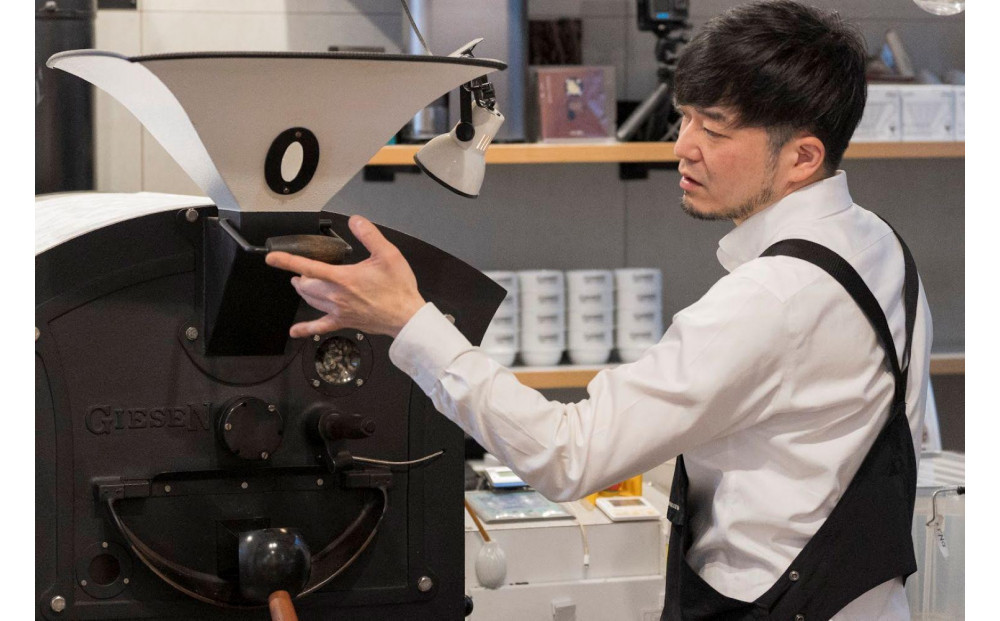 セット【福岡市COFFEEMAN】焙煎日本チャンピオン厳選セット  旬なブレンド(豆)200ｇ＋6.4Blendドリップバッグ(10g)×6個