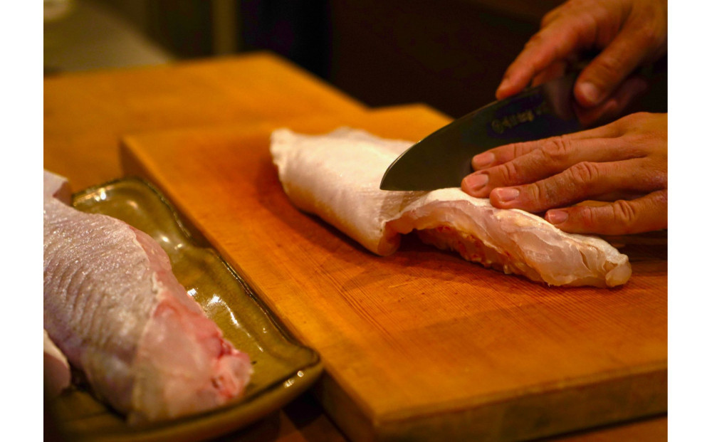 博多　嗣味　活〆天然クエのしゃぶしゃぶ　２～３人前