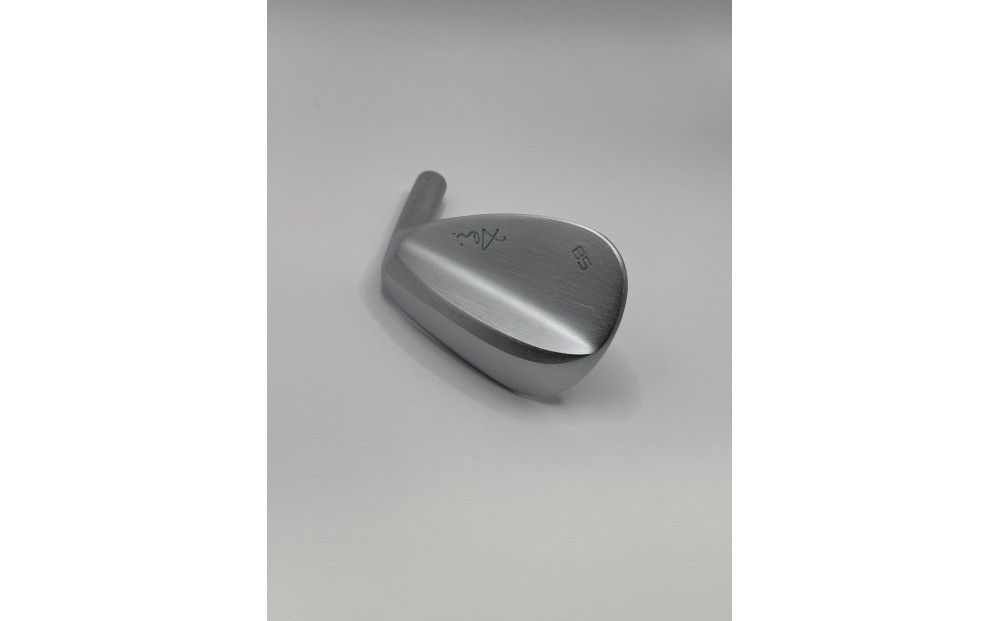 【福岡市】女性クラフトマンの阿比留俊子　設計・デザイン　Abi Wedge ホワイトクロムメッキ58°　シャフト フジクラTRAVIL（105S）