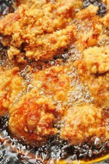 うまかもん博多ひので屋の唐揚げ