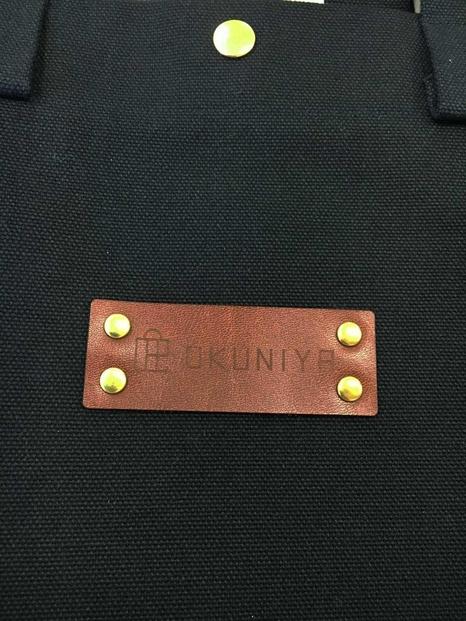 【福岡市の縫製工場オリジナルブランド　OKUNIYA】本革ネーム（チョコ） トートバッグ　ブラック（Mサイズ）