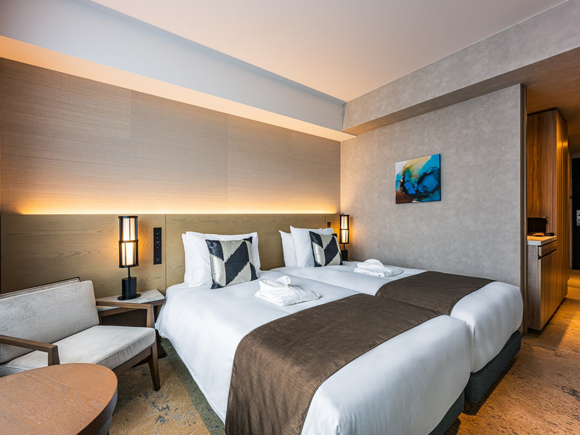 【THE GATE HOTEL 福岡 by HULIC】1泊朝食付 ペア宿泊券《クラッシー》