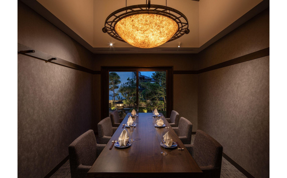 【店舗受取限定】九州の旬 博多廊 本店　おせち引換チケット【雅】2人前【福岡市】