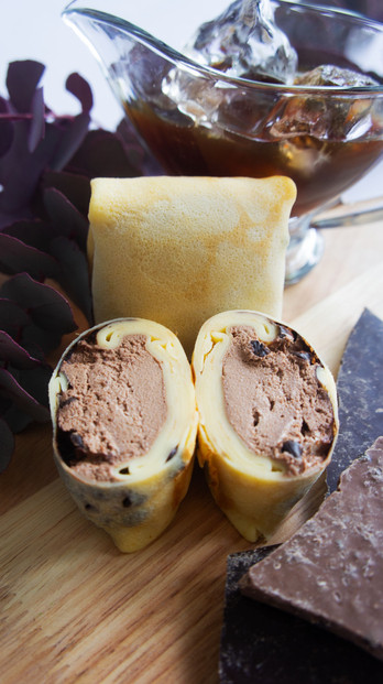 ギフトBOXセット【福岡市】80g クレープ12個入り　箱サイズ縦24×横16×高9cm　単体サイズ縦11×横7×3.5cm