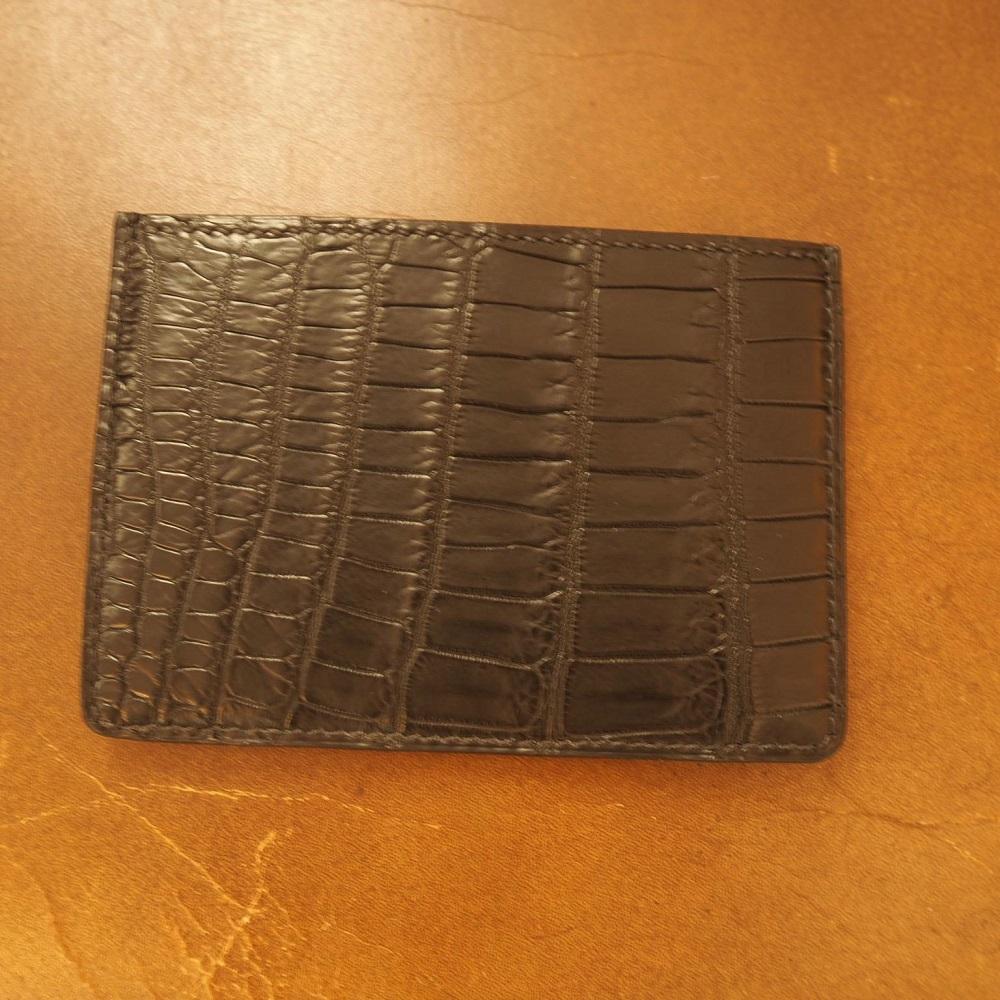 【福岡市】Cornoblu　クロコダイル　総手縫いによるミニマムウォレット