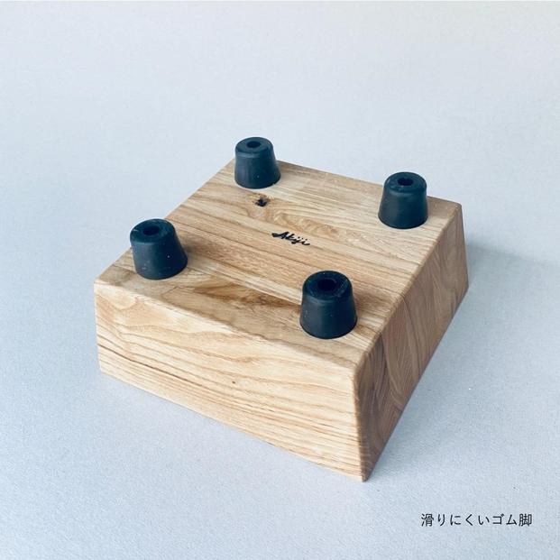 ペットフードテーブル　carving S （福岡市内製造）（ガラスボウル付き）