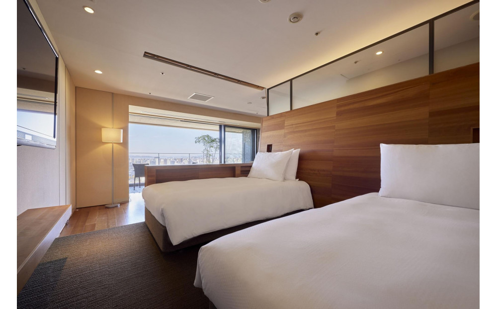 【福岡市】HILLTOP RESORT FUKUOKA　平日ペア宿泊券1泊朝食付き