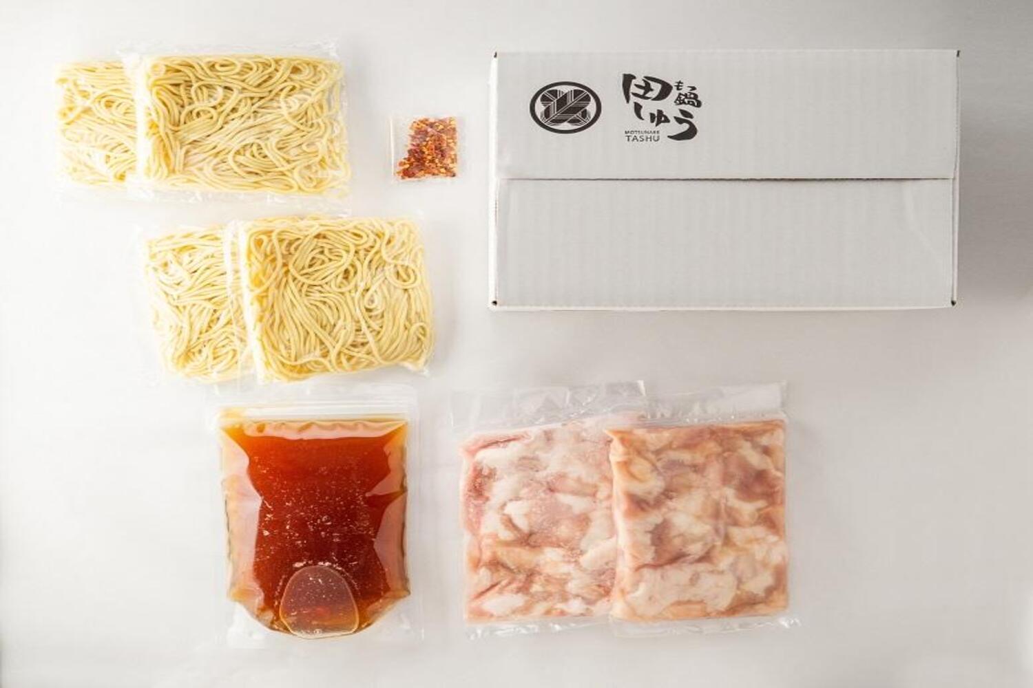 【定期便全4回】博多もつ鍋専門店　もつ鍋田しゅうのもつ鍋セット醤油味（4人前）と味噌味（4人前）を交互にお届けする味比べ定期便