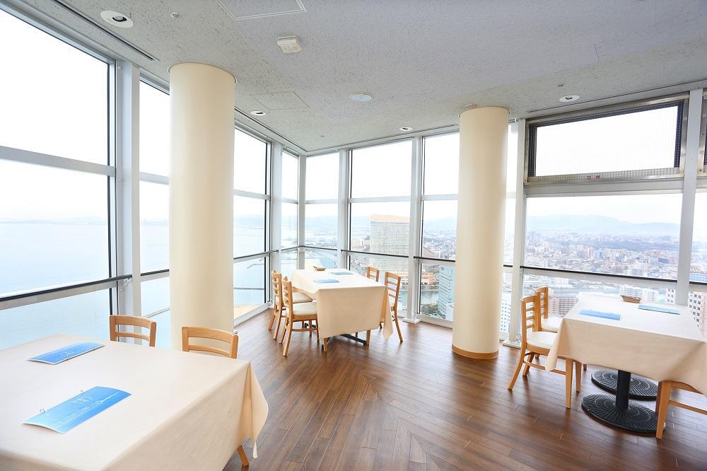 天空ランチコース（展望券込）　２名分　【福岡タワー内展望レストランにて優雅なひとときを】