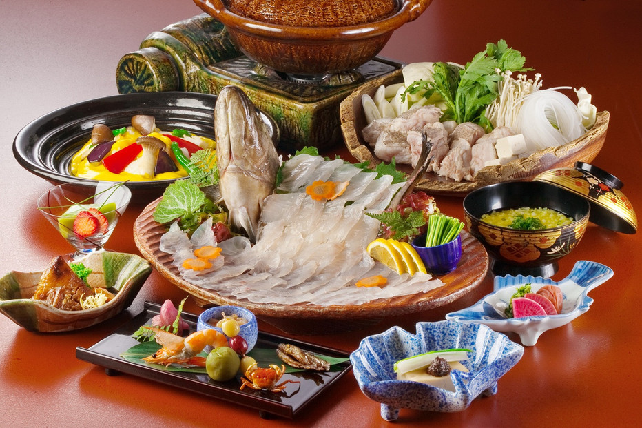 【福岡市】日本料理てら岡のお食事券【5,000円×6枚】※30,000円分